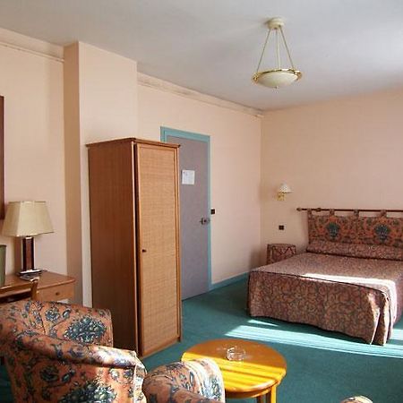 Hotel Terminus à Tours Chambre photo